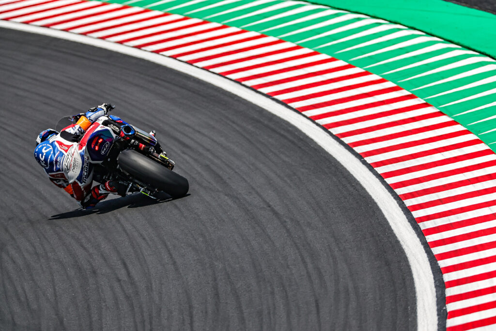 2026-8H-Suzuka-BAKUON TEAM NAGANO, Shigenori SAKURAMYAMA, Ren OKABE, Yuki ITO, YZF-R1