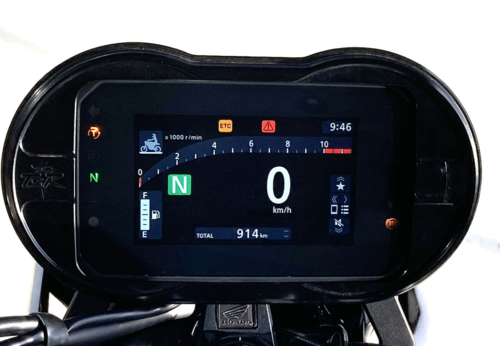 バレットタイプメーターカバー